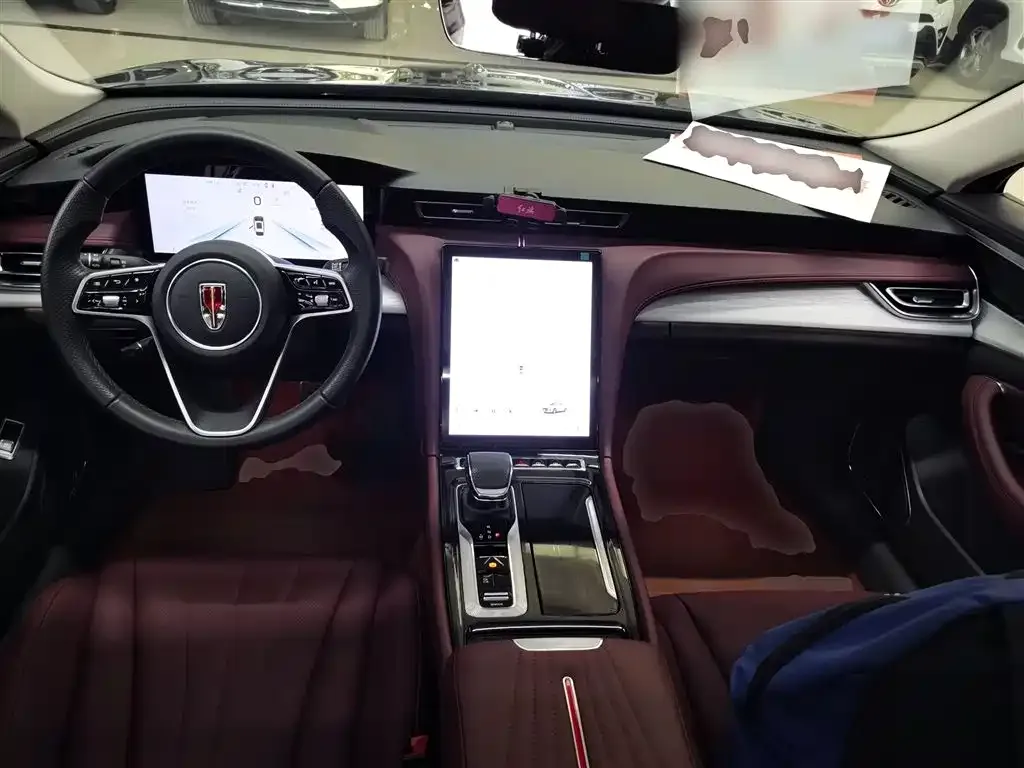 Hongqi H5 2024 из CN, фото 2