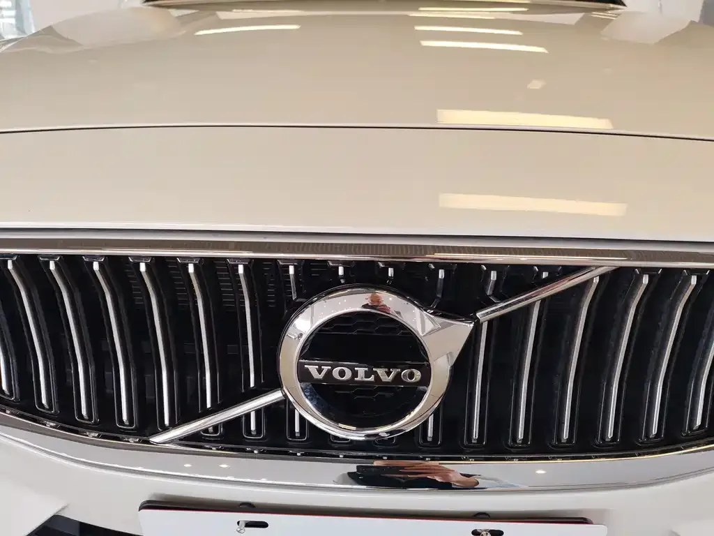 Volvo S60 2022 из CN, фото 8