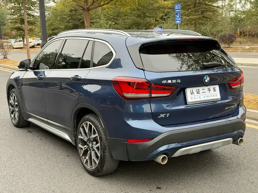 BMW X1 — фото 5