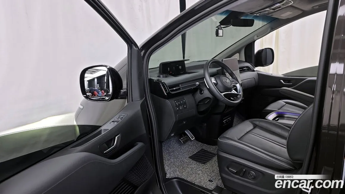 Hyundai Staria — фото 2