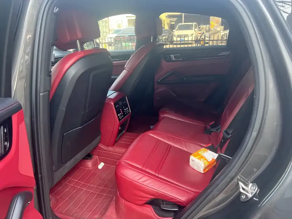 Porsche Cayenne 2021 из CN, фото 6