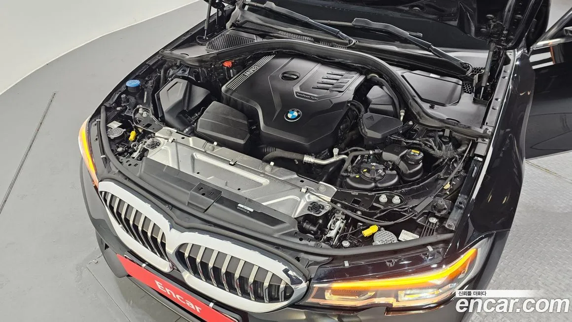 BMW 3-Series 2021 из KR, фото 10