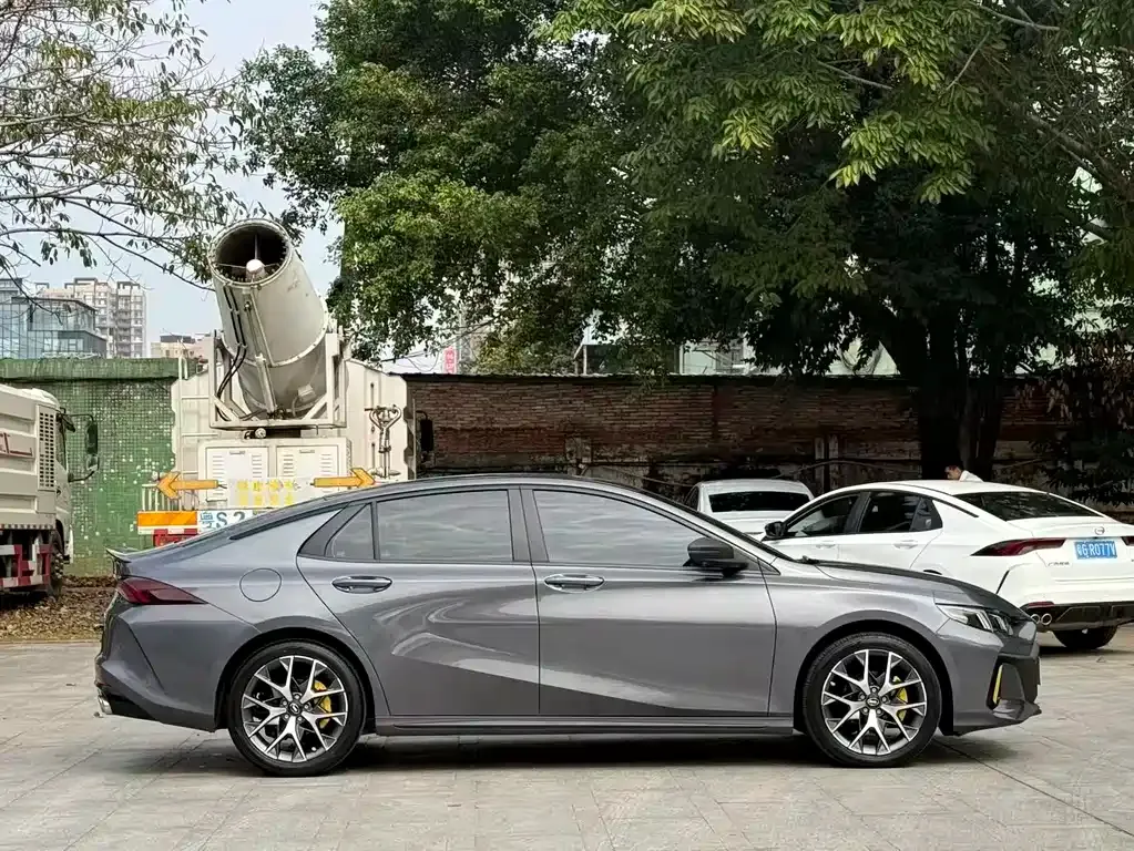 GAC Motor Shadow Leopard — фото 10