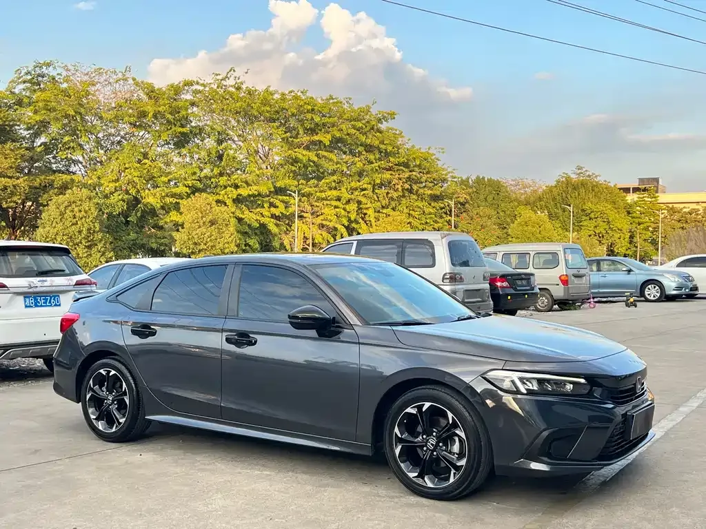 Honda Civic — фото 6