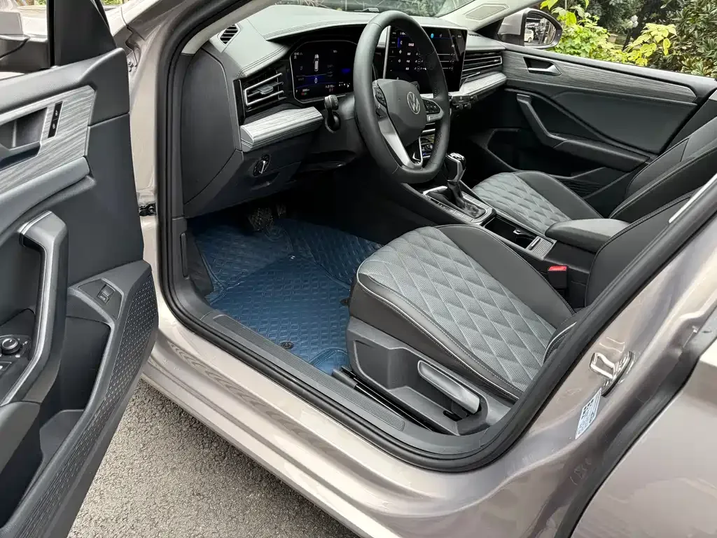 Volkswagen Sagitar 2022 из CN, фото 3