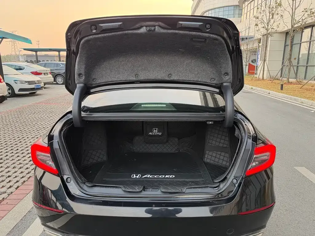 Honda Accord 2021 из CN, фото 6