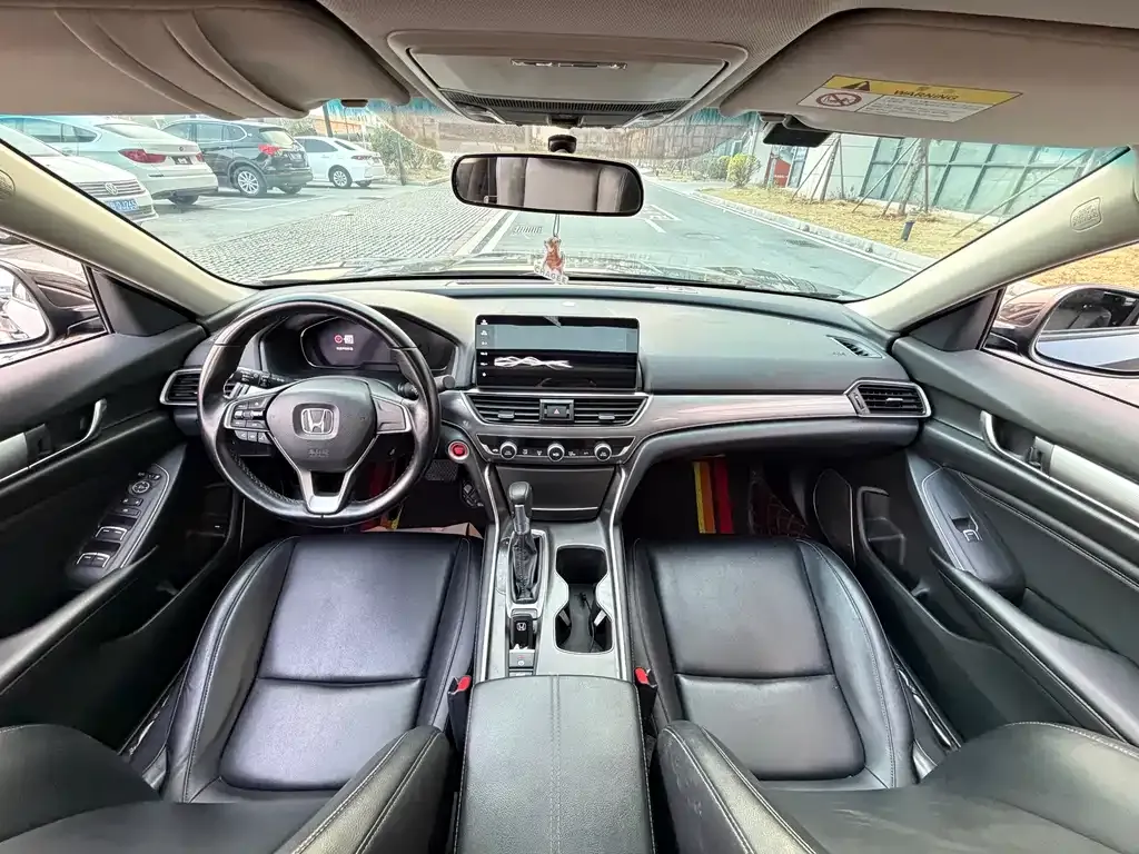 Honda Accord 2021 из CN, фото 10