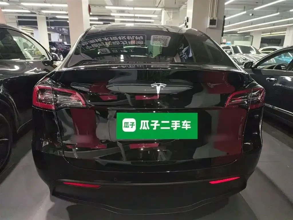 Tesla Model Y 2023 из CN, фото 10