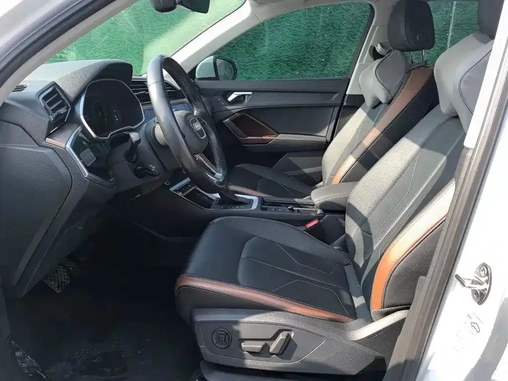 Audi Q3 2022 из CN, фото 7
