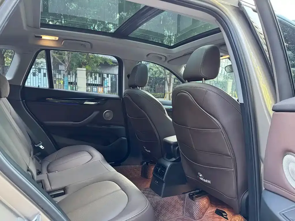 BMW X1 2022 из CN, фото 3