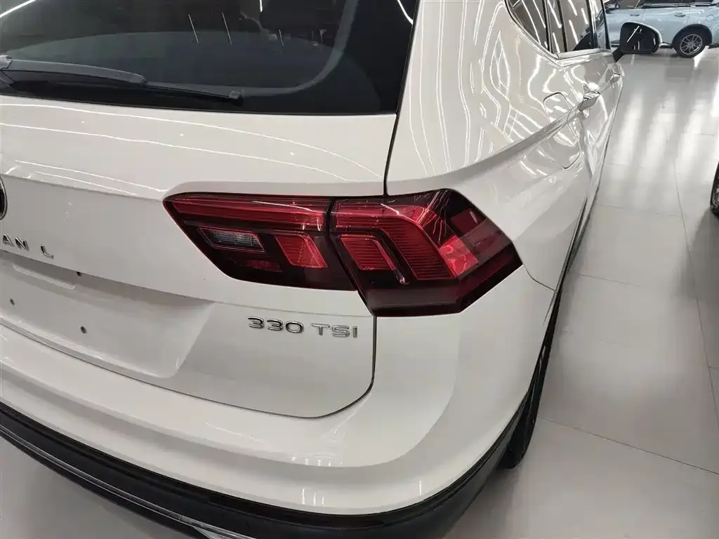 Volkswagen Tiguan L 2022 из CN, фото 6