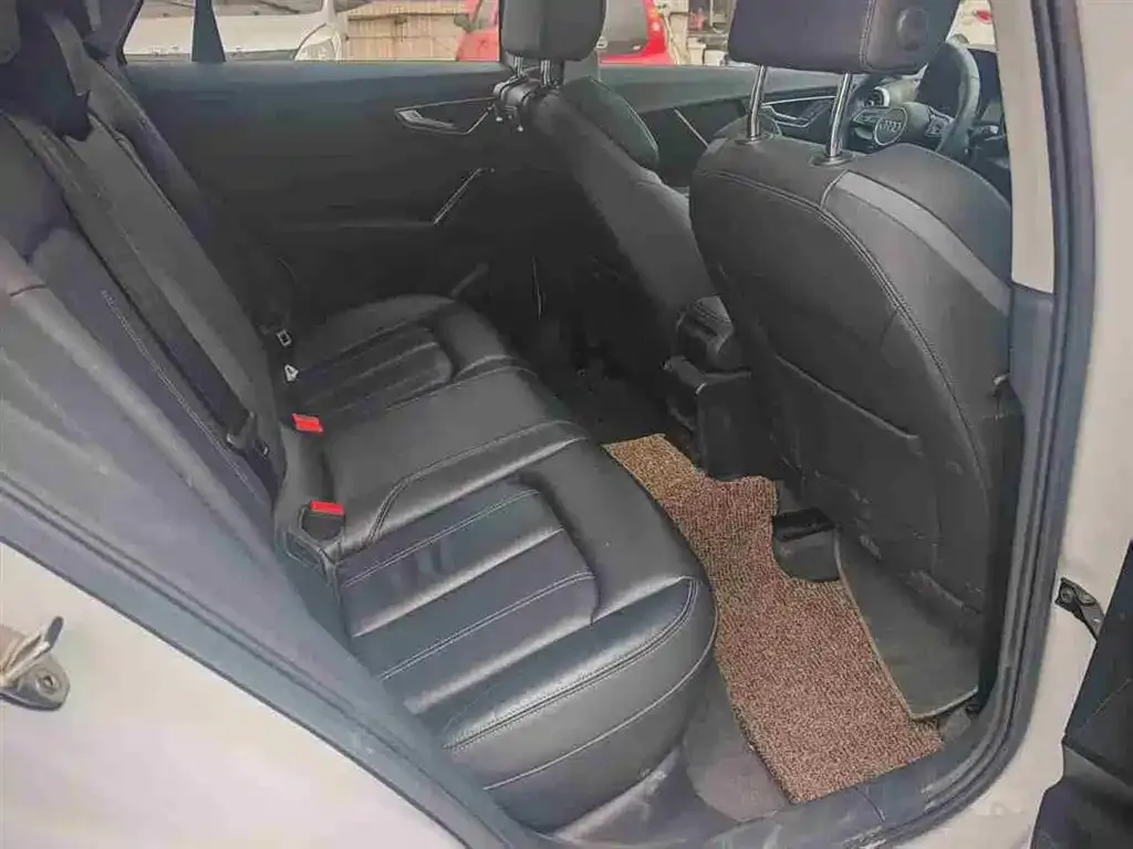 Audi Q2L 2022 из CN, фото 8