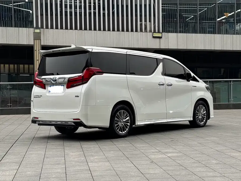 Toyota Alphard 2021 из CN, фото 4