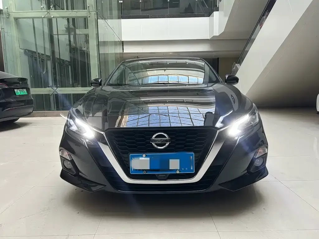 Nissan Teana 2022 из CN, фото 2