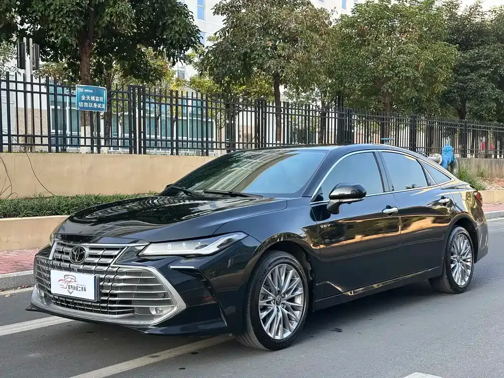 Toyota Avalon 2025 из CN, фото 1