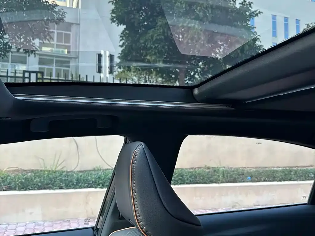 Toyota Avalon 2025 из CN, фото 10