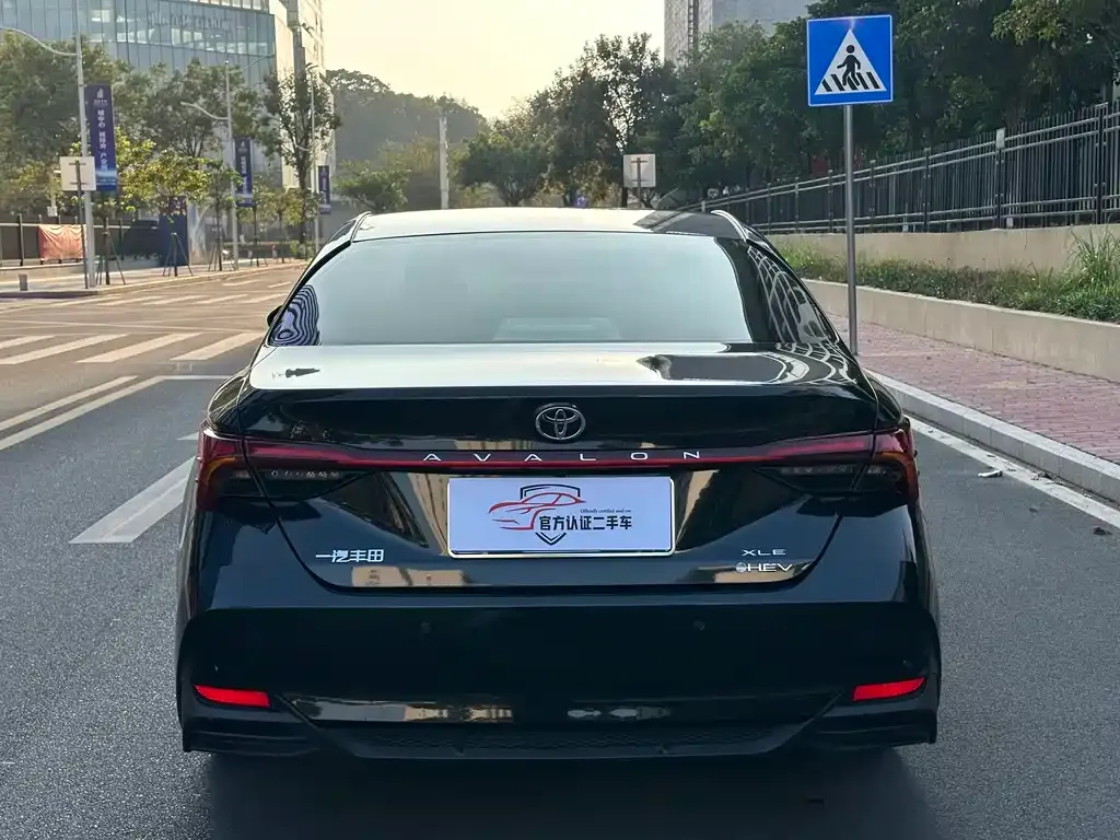 Toyota Avalon 2025 из CN, фото 3