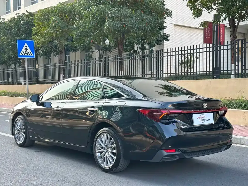 Toyota Avalon 2025 из CN, фото 9