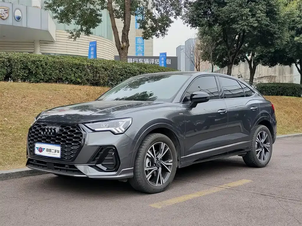 Audi Q3 Sportback 2022 из CN, фото 1