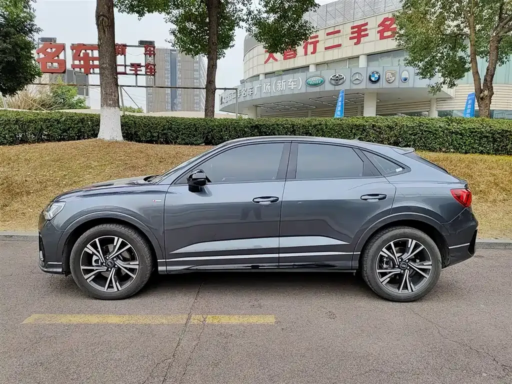 Audi Q3 Sportback 2022 из CN, фото 8