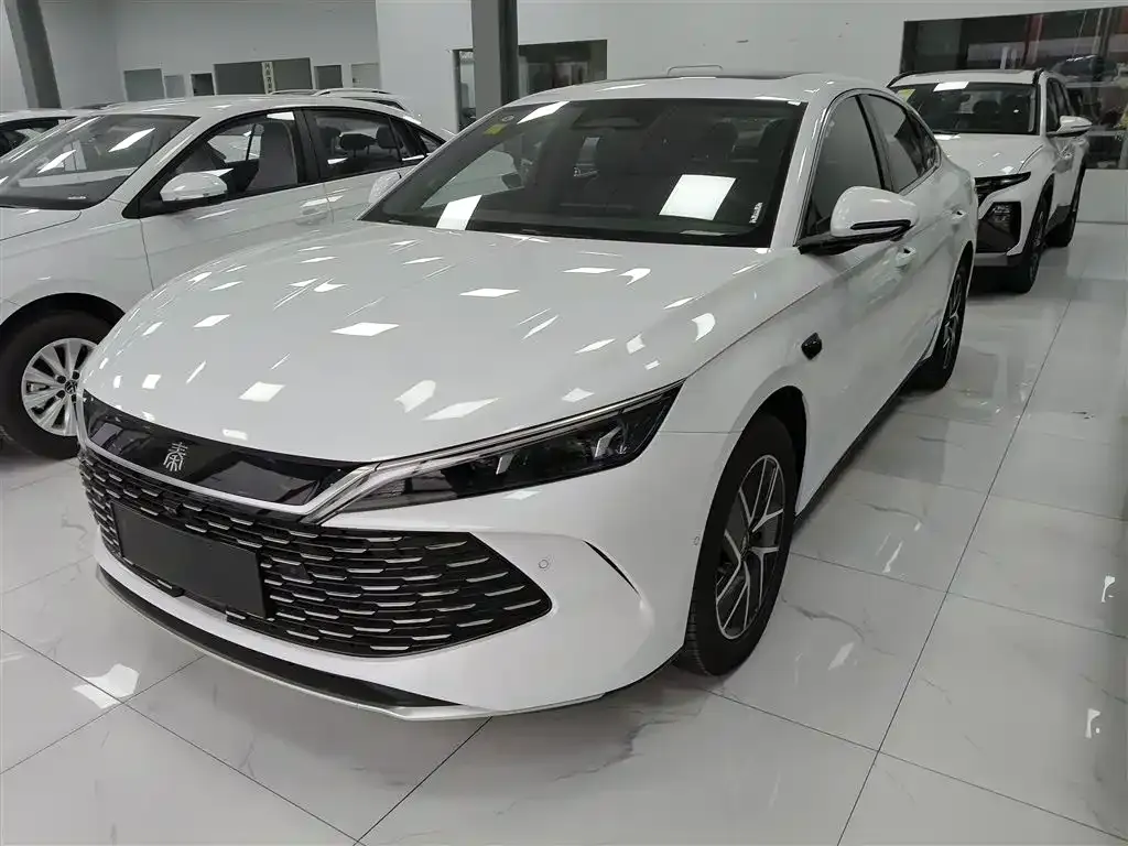 BYD Qin L — фото 9