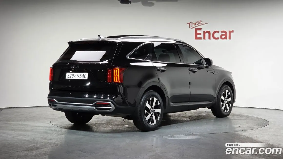 Kia Sorento — фото 3