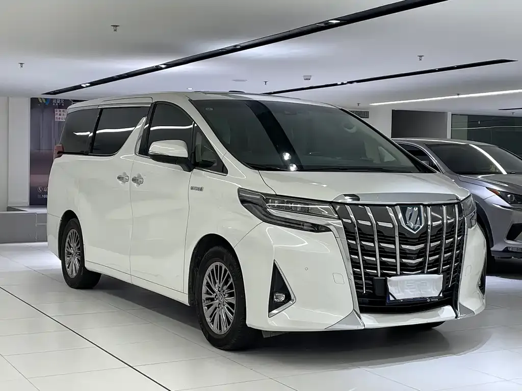 Toyota Alphard 2021 из CN, фото 8