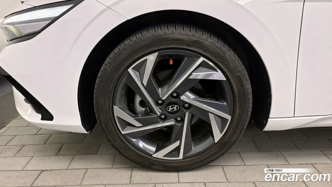 Hyundai AVANTE — фото 7