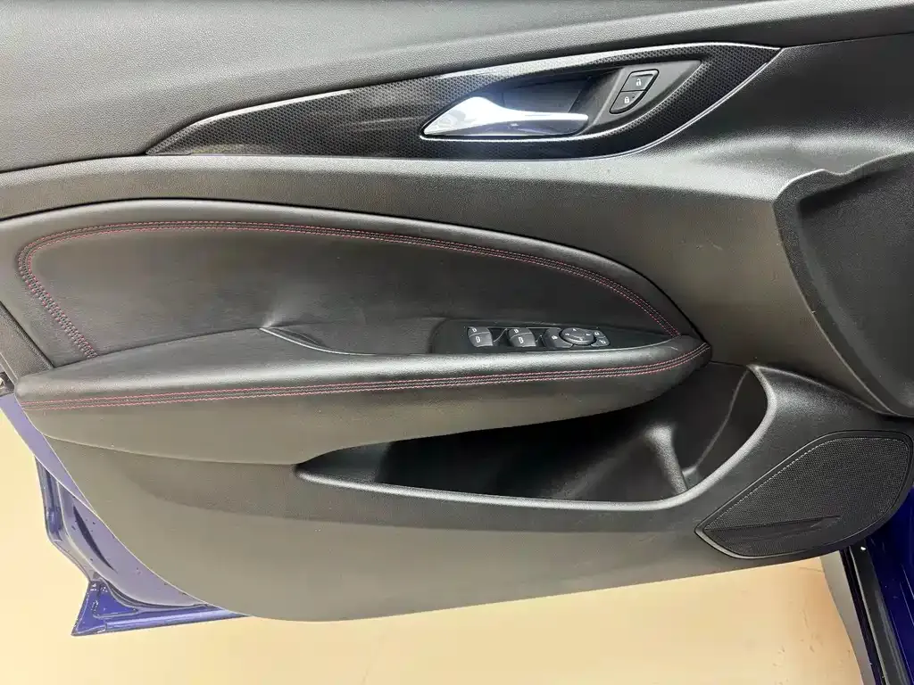 Buick Regal 2021 из CN, фото 2