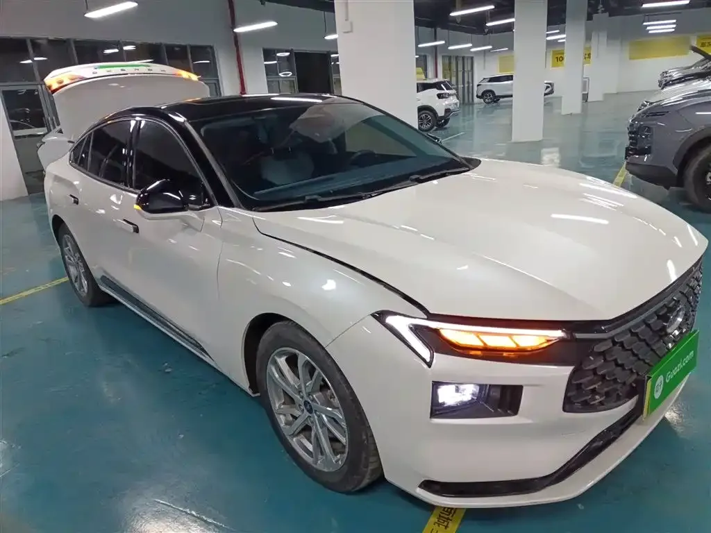 Ford Mondeo 2022 из CN, фото 3