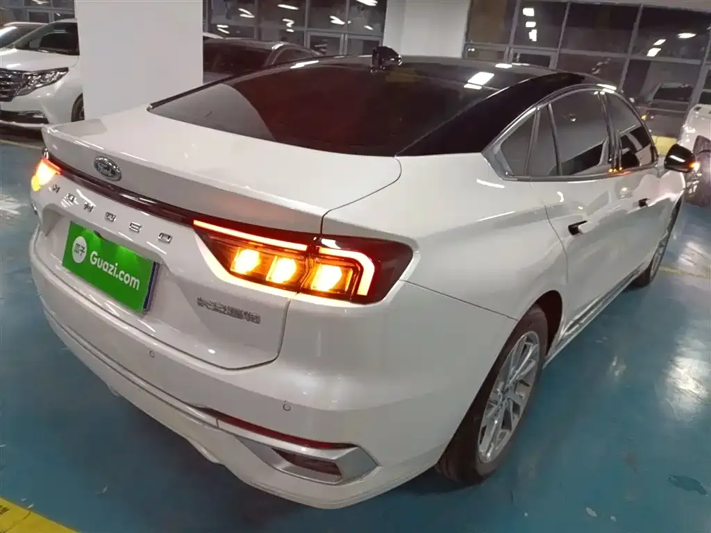 Ford Mondeo 2022 из CN, фото 6