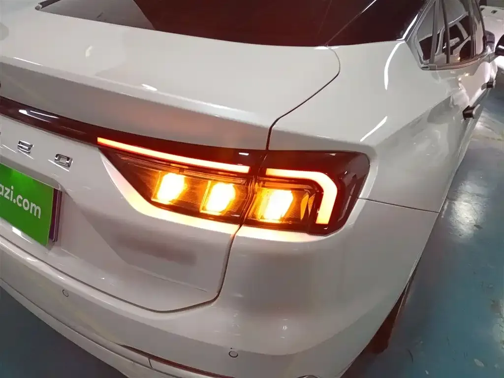 Ford Mondeo 2022 из CN, фото 2