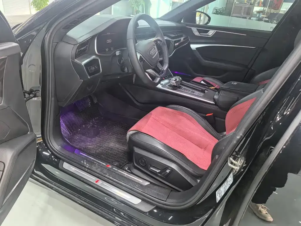 Audi A6L 2025 из CN, фото 6