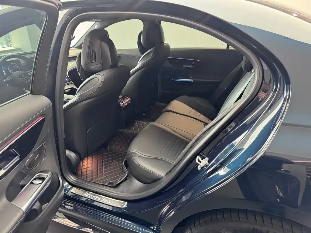 Mercedes-Benz C-Class 2024 из CN, фото 9