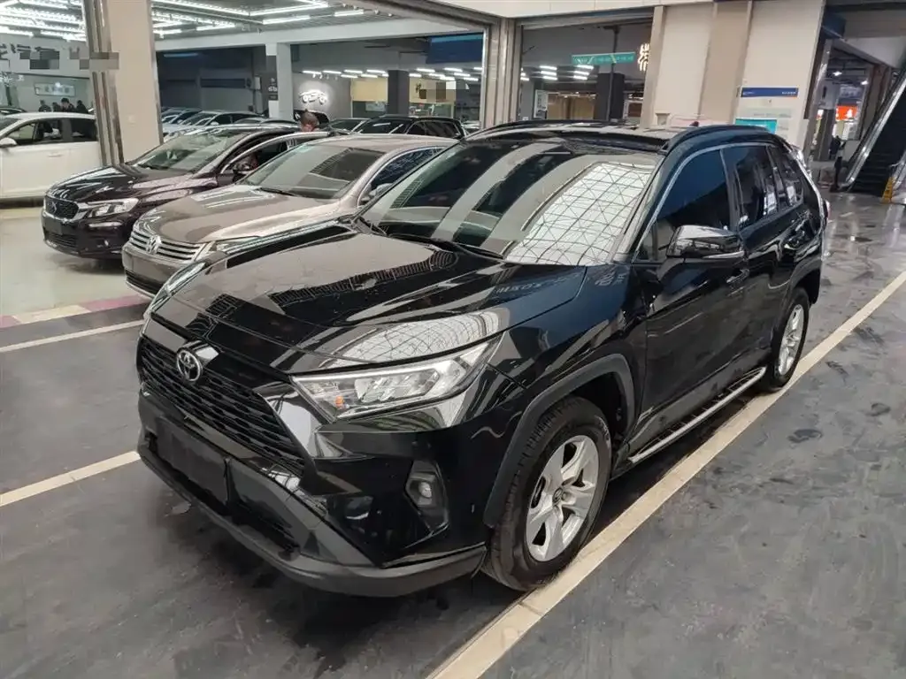 Toyota RAV4 2024 из CN, фото 10