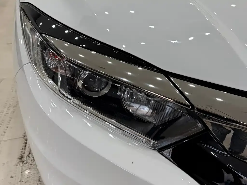 Honda Vezel 2021 из CN, фото 10