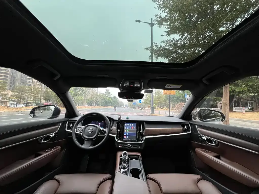 Volvo S90 2022 из CN, фото 4