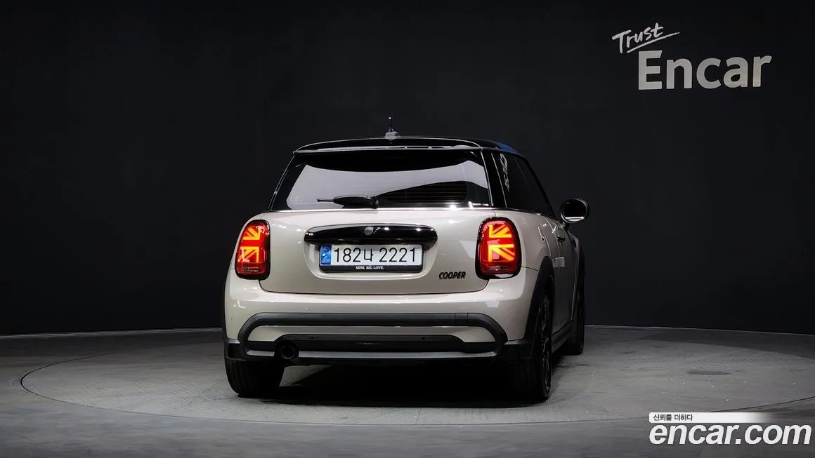 Mini Cooper 2022 из KR, фото 9