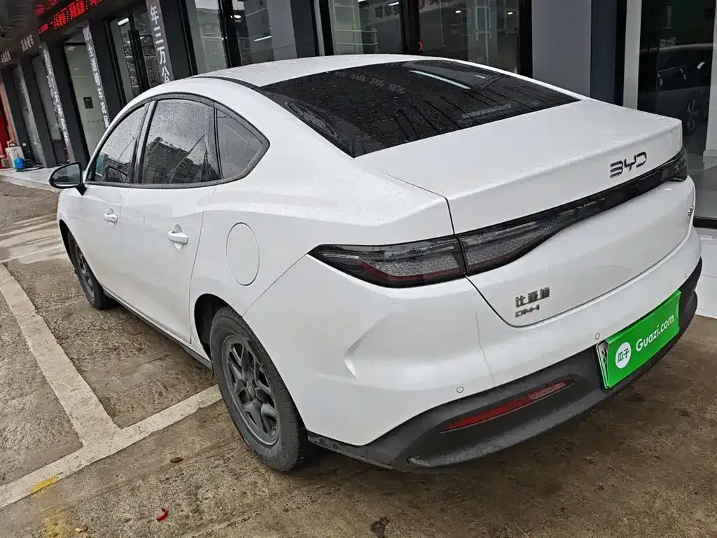 BYD Seal 05 DM-i — фото 4