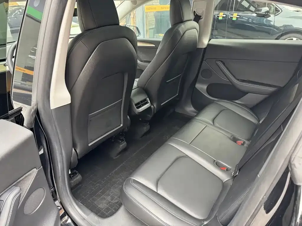 Tesla Model Y 2022 из CN, фото 2