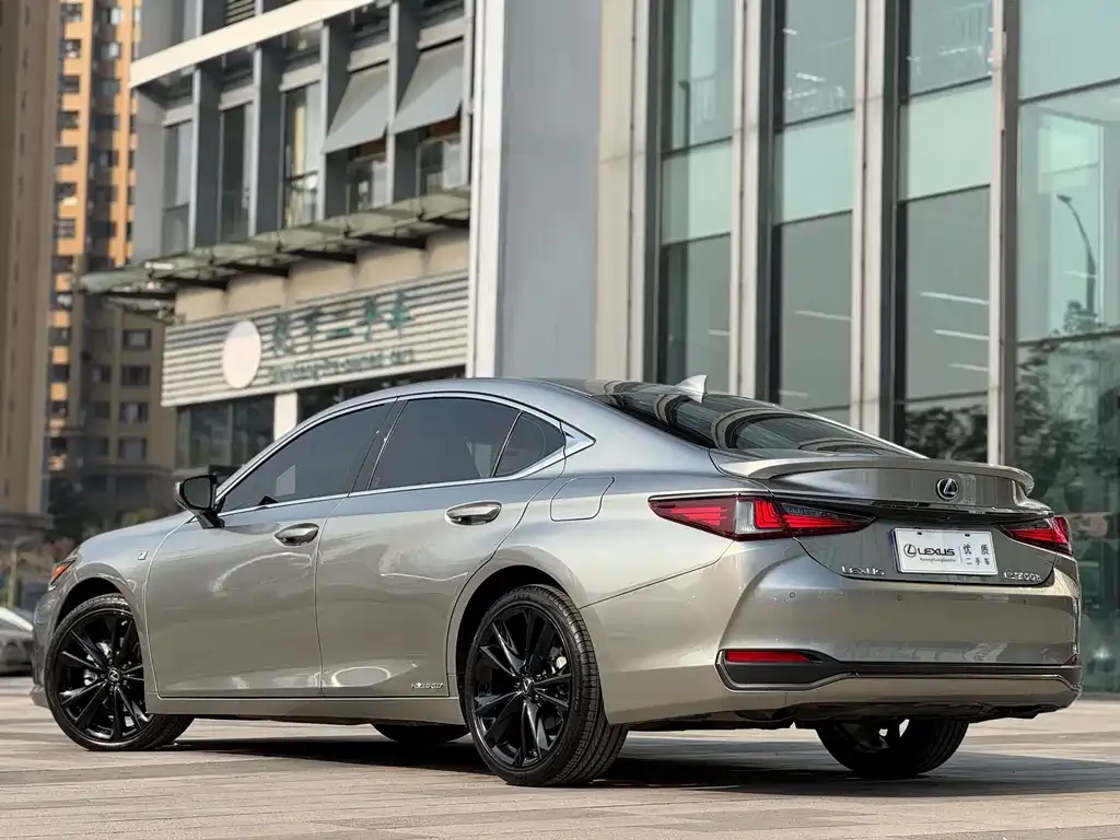 Lexus ES 2022 из CN, фото 4