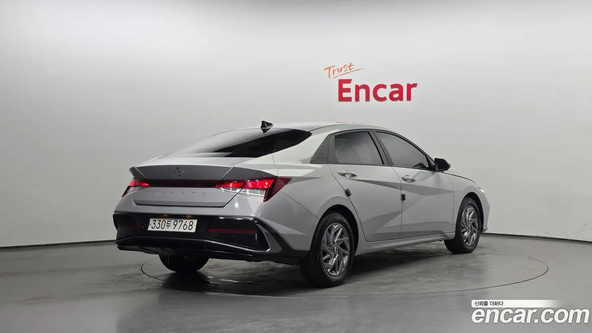 Hyundai AVANTE 2024 из KR, фото 2