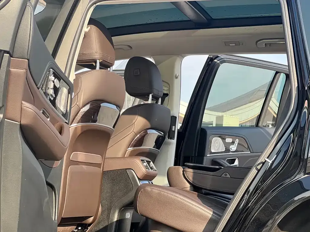 Mercedes-Benz GLS 2023 из CN, фото 4