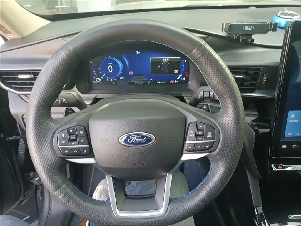 Ford Explorer 2022 из CN, фото 8
