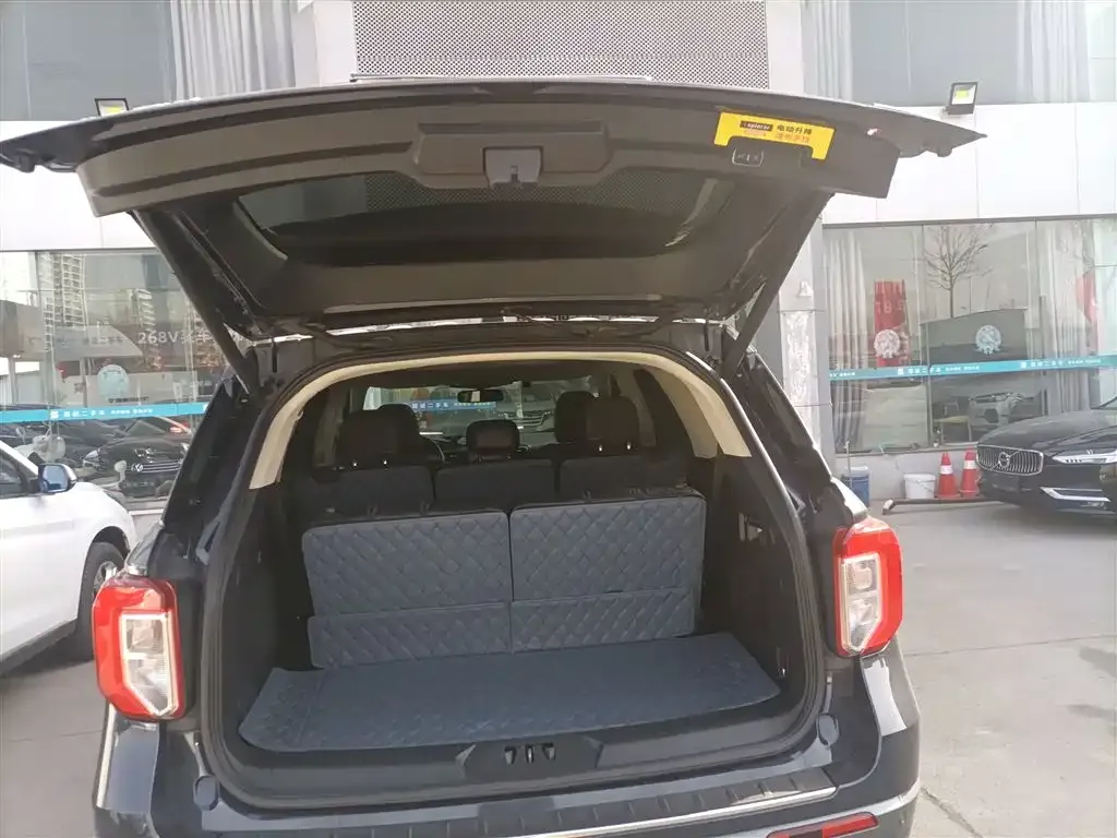 Ford Explorer 2022 из CN, фото 5