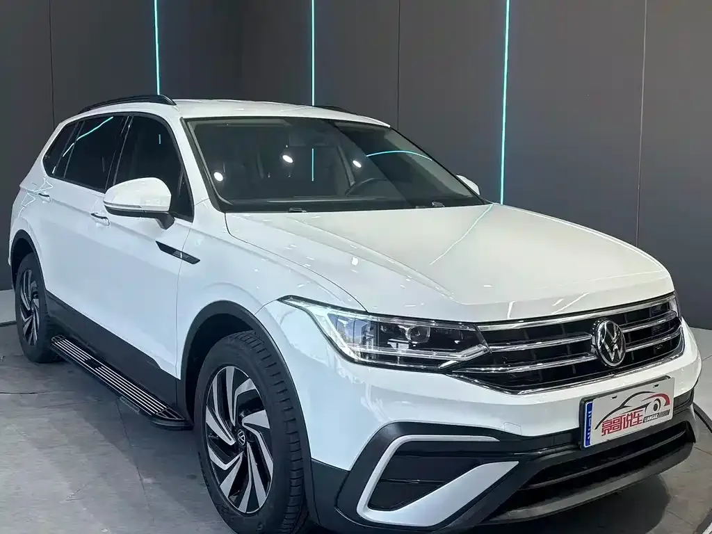 Volkswagen Tiguan L 2023 из CN, фото 7