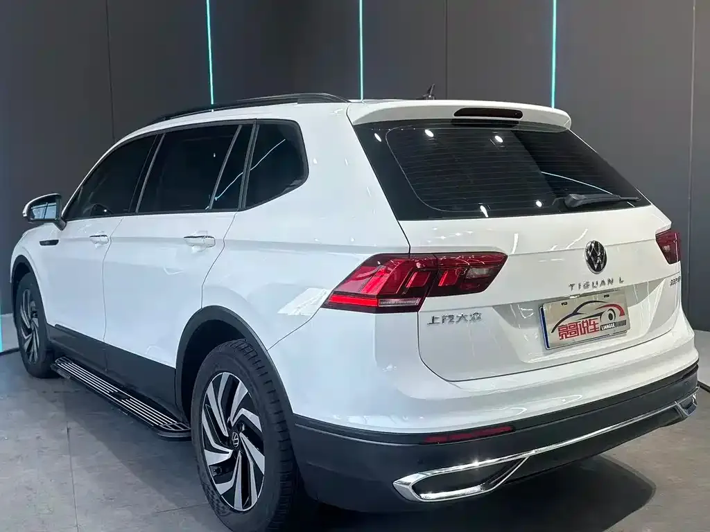 Volkswagen Tiguan L 2023 из CN, фото 2