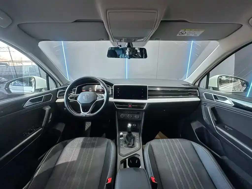 Volkswagen Tiguan L 2023 из CN, фото 10
