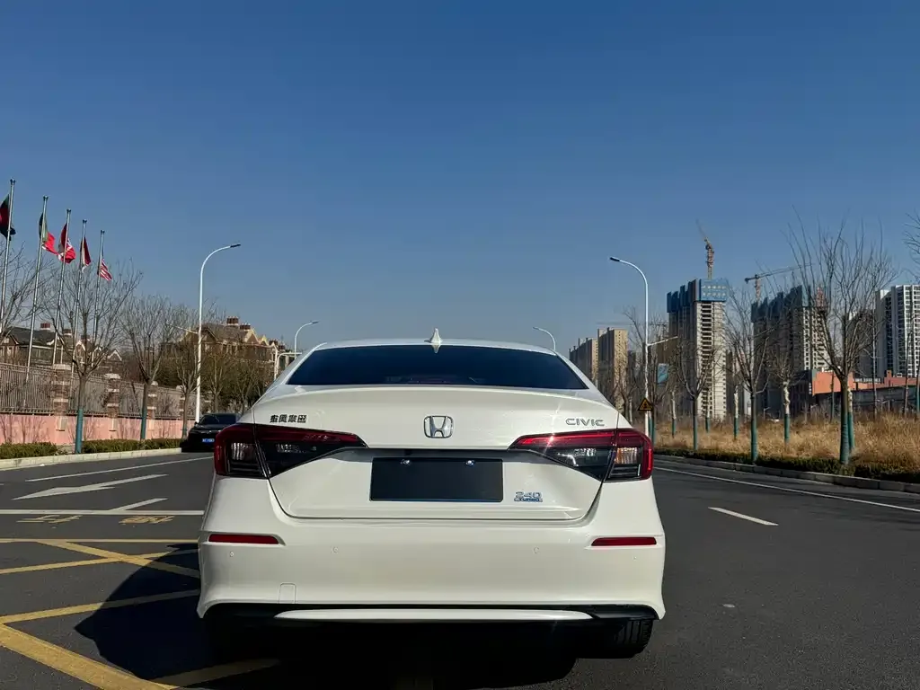 Honda Civic — фото 3