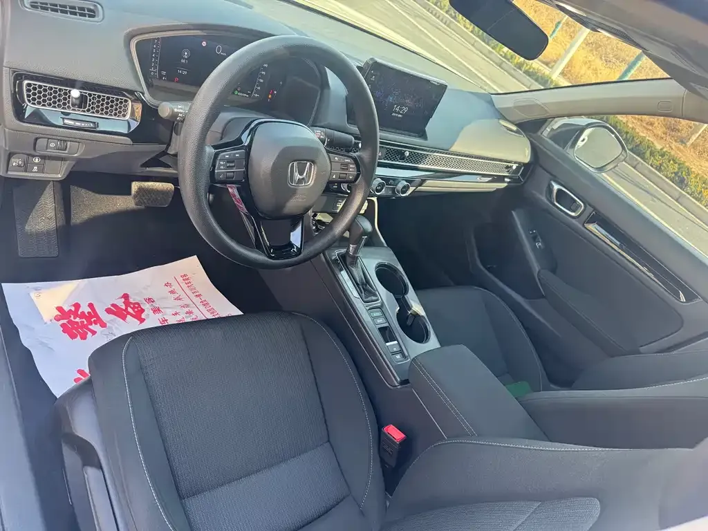 Honda Civic — фото 4